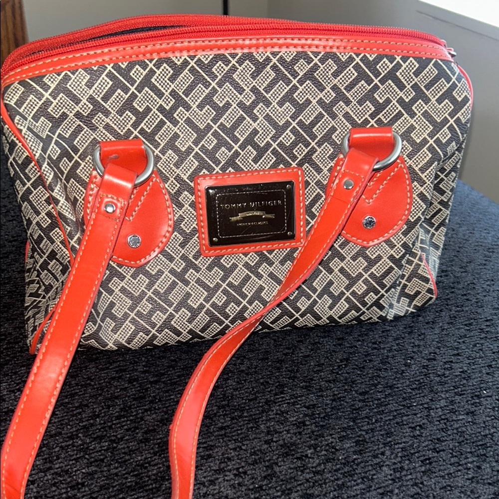 Tommy Hilfiger Black and Red Shoulder Bag